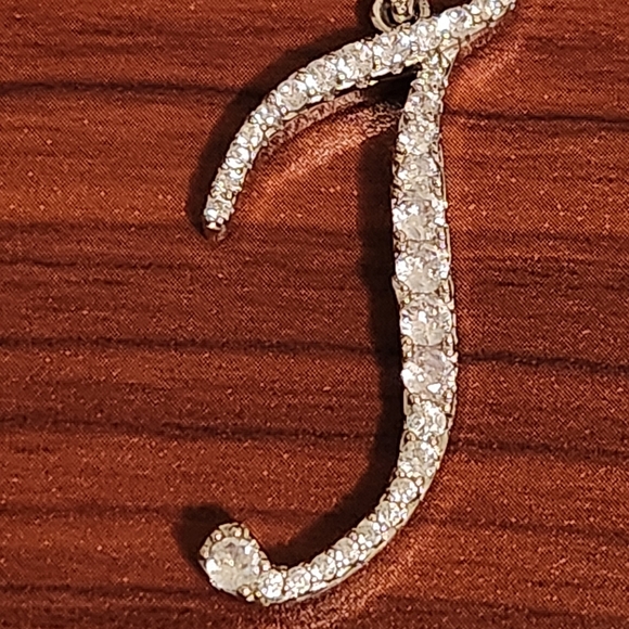 Silver Rhinestone T Pendant - Picture 5 of 8